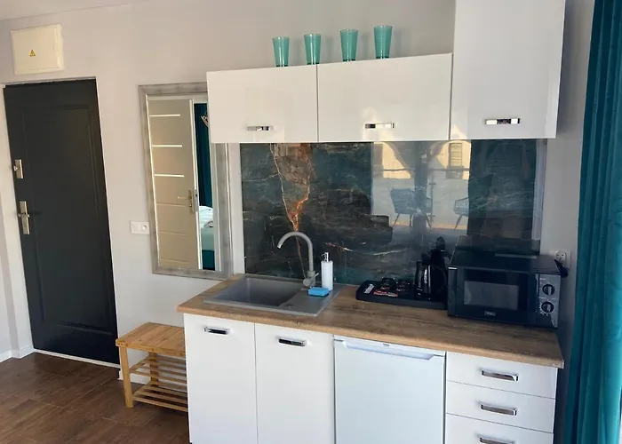 Guest house Wytworna Foczka 3*