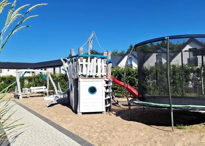 Wytworna Foczka Guest house Sarbinowo